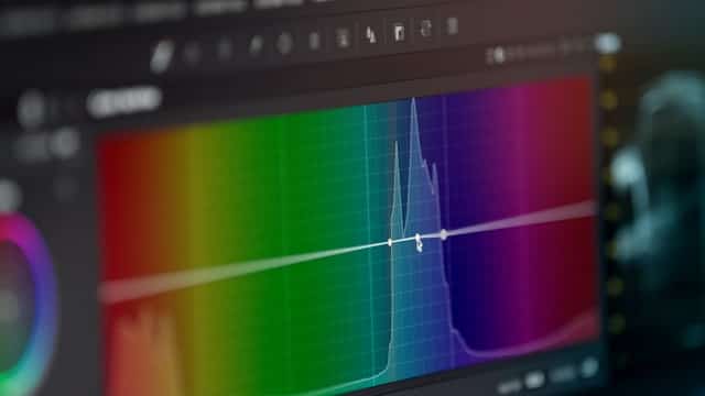 Colour calibration graph on a design monitor